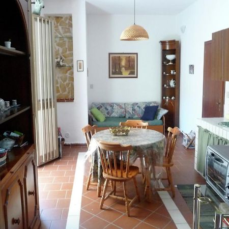 Vila Casa Unifamiliar Con Jard N Privado Agnone Bagni Exteriér fotografie